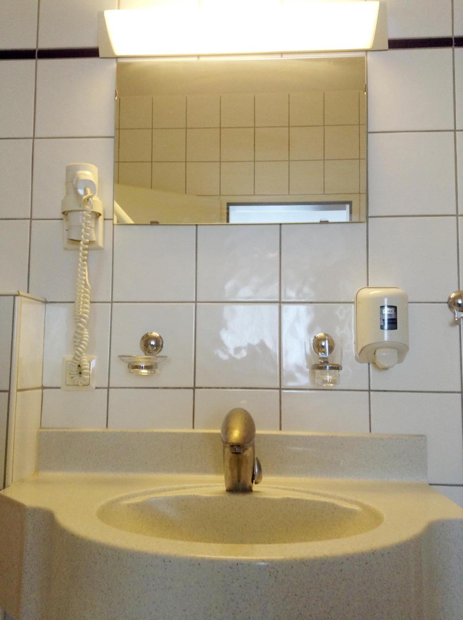 Hotel Thalinger Hof Kronstorf Esterno foto