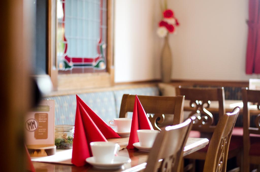 Hotel Thalinger Hof Kronstorf Esterno foto