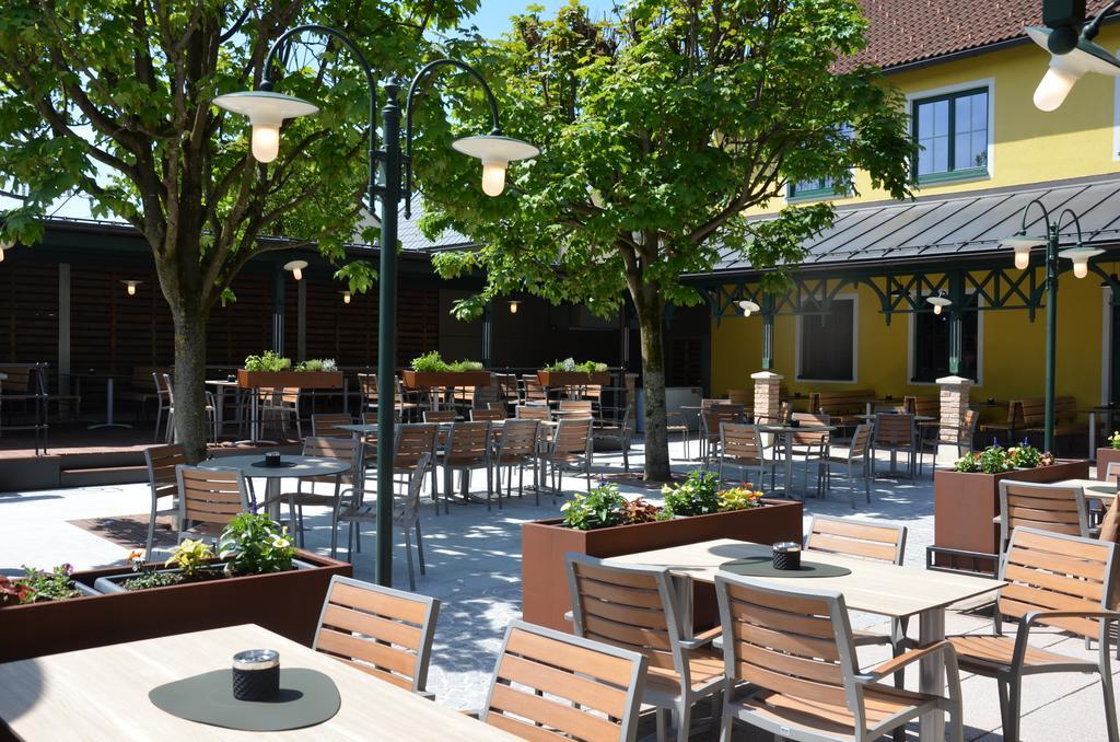 Hotel Thalinger Hof Kronstorf Esterno foto